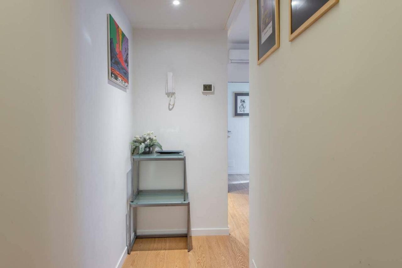 Joivy 1Br Apt In Isola With Stunning View To Bosco Verticale Milan Exterior photo