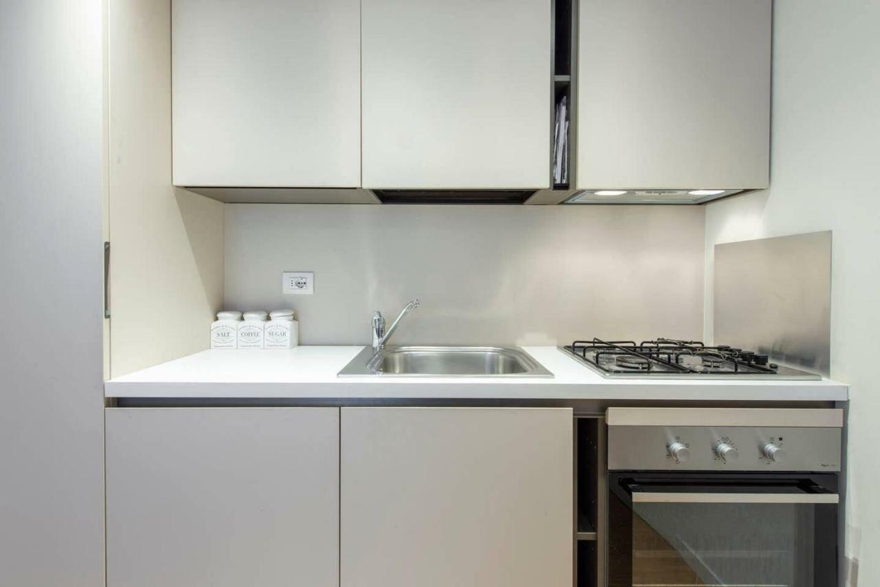 Joivy 1Br Apt In Isola With Stunning View To Bosco Verticale Milan Exterior photo
