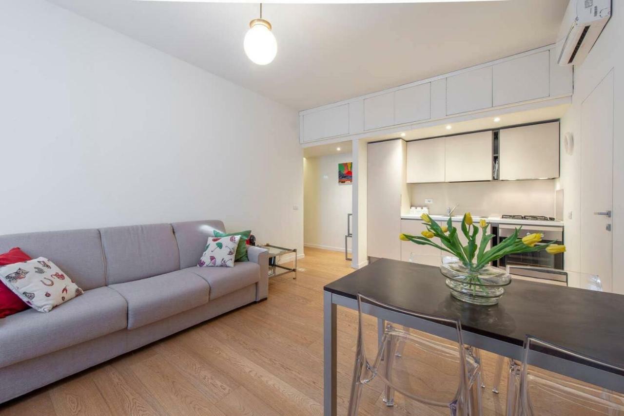 Joivy 1Br Apt In Isola With Stunning View To Bosco Verticale Milan Exterior photo